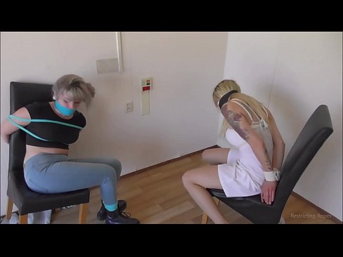 ❤️ Bağımlı / bağlı ve ağzı tıkalı / sıkıntı içinde küçük hanım ️ Porno bize %tr.porn-milf300.ru ❌️